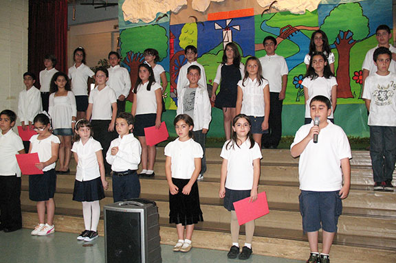 Performances-of-Armenian-patriotic-poems